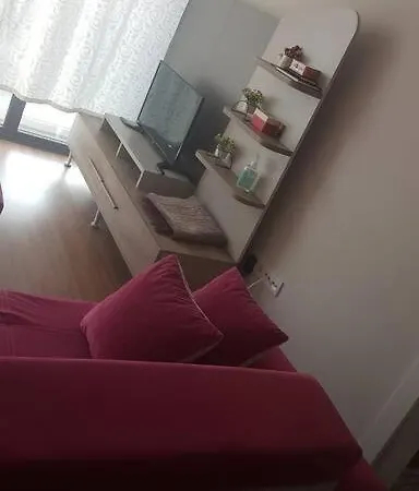 Lake View Luxury Apart With Everything You Need דירה *