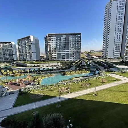 דירה Lake View Luxury Apart With Everything You Need איסטמבול