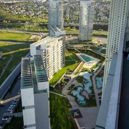 Lake View Luxury Apart With Everything You Need דירה *