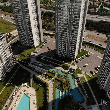Lake View Luxury Apart With Everything You Need * Istanbul